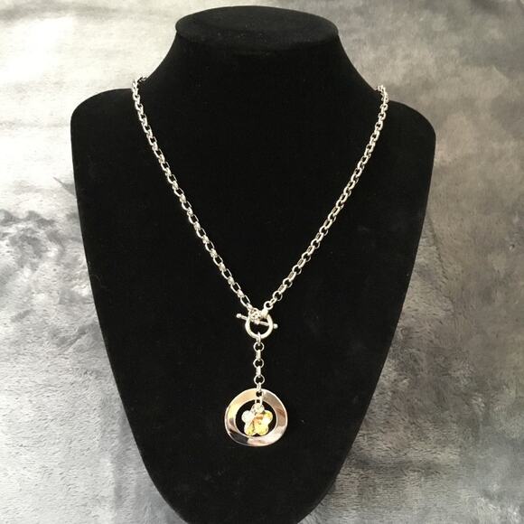 Silver Sparkling Star Crystal Necklace - Picture 3 of 7